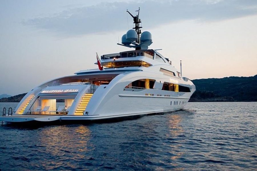 Luxury Yachts Tours Dubai